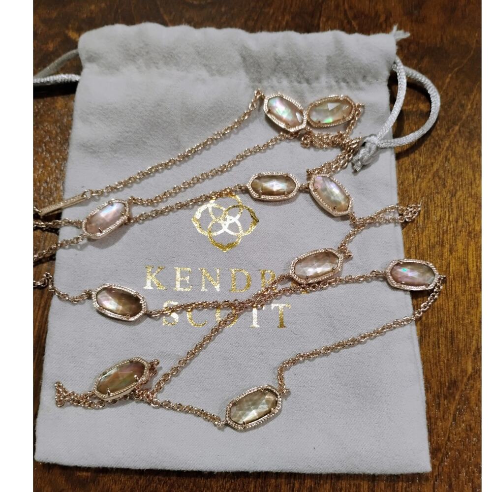 Kendra scott Kelsie Long Necklace Mother of Pearl Gold Tone
